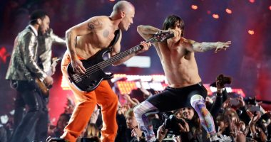 تفاعل محبى فرقة ريد هوت تشيلى بيبرز مع خبر حفلهم فى مصر