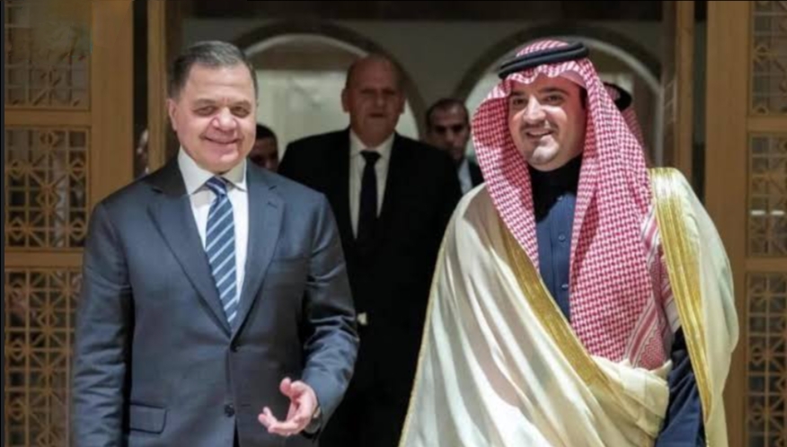 وزير الداخلية يلتقي نظيره السعودي  في تونس لبحث التعاون الأمني بين البلدين