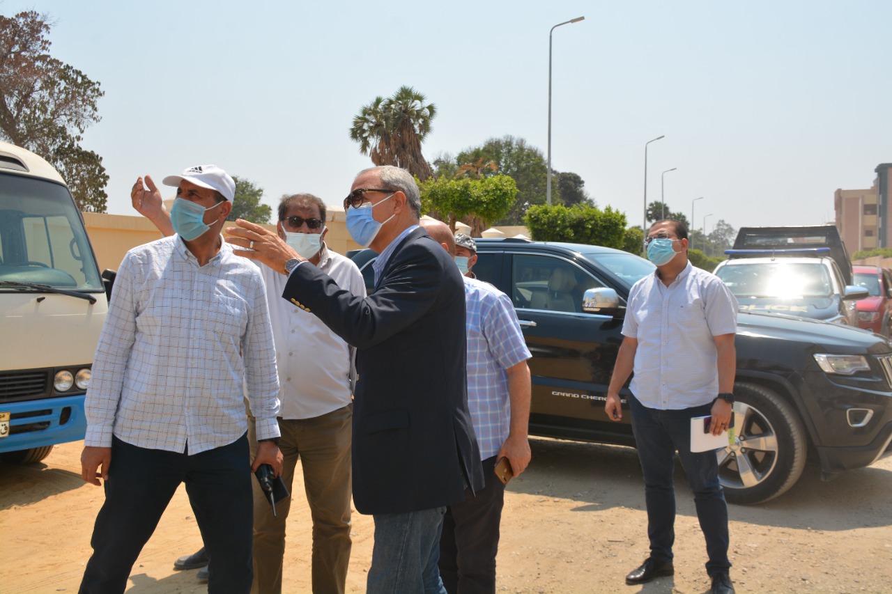 محافظ القليوبية يتابع المشروعات الجاري تنفيذها بحي غرب شبرا