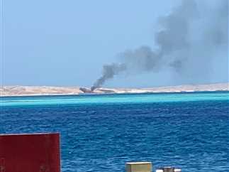 السيطرة على حريق ضخم بجزيرة الجفتون بالغردقة