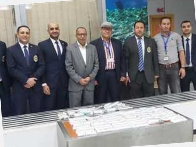 جمارك مطار الغردقة تحبط محاولة تهريب كمية من مزيل التاتو