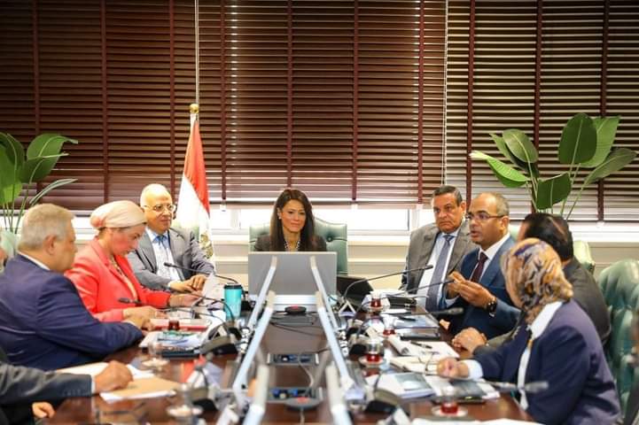 خلال اجتماع لجنة التسيير الوزارية المعنية بتنفيذ المشروع .. وزراء التعاون الدولي والبيئة والموارد المائية والري والتنمية المحلية يتابعون الموقف التنفيذي لمشروع تأهيل وتطوير مصرف كتشنر