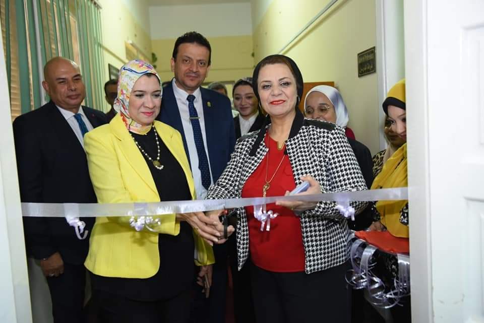 إفتتاح أعمال معرض الكتاب الفرنسي السادس بجامعة أسيوط