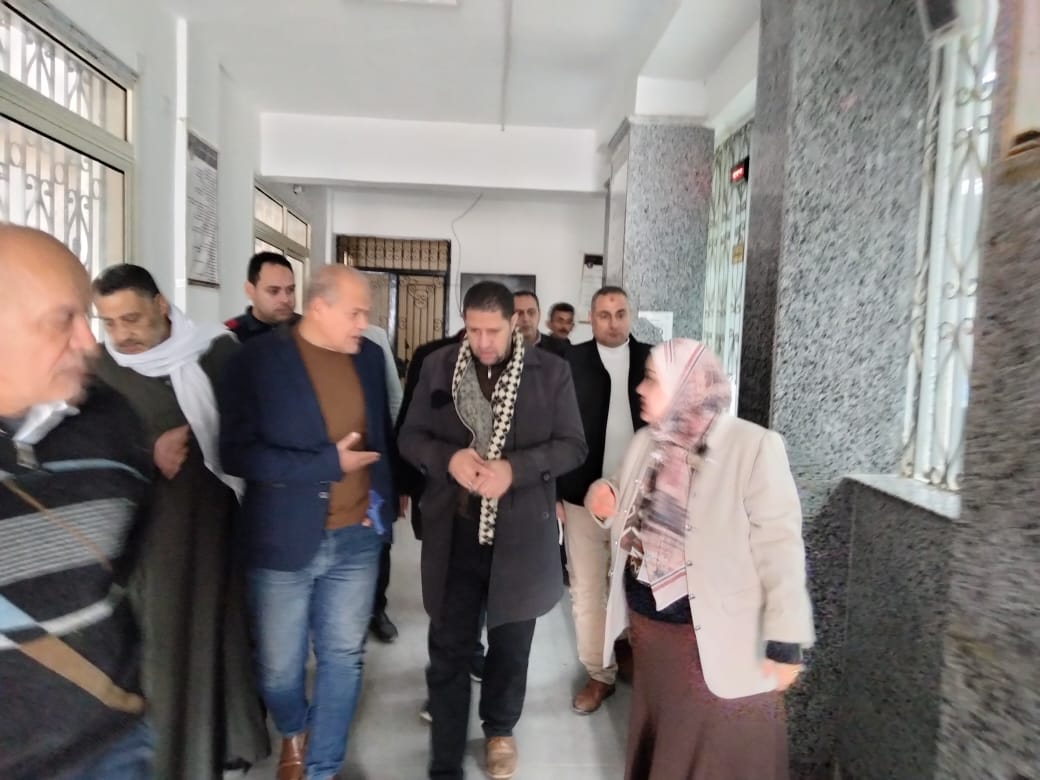 السكرتير العام المساعد يتفقد المركز التكنولوجى برشيد للوقوف على الخدمات المقدمة 