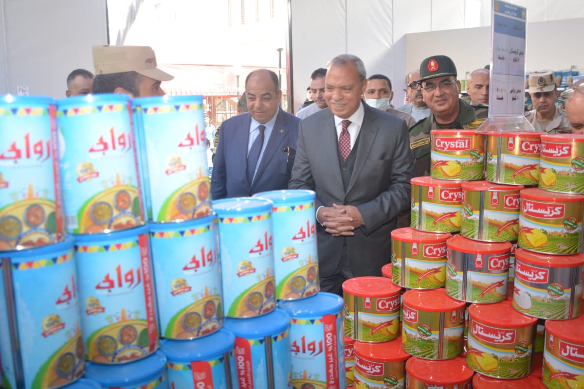 محافظ القليوبية يفتتح معرض السلع الغذائية في بنها و"أهلاً رمضان" ببهتيم بحي شرق شبرا الخيمة