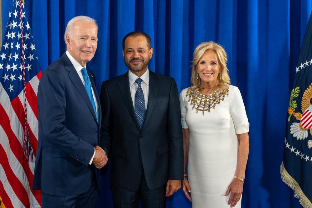 الرئيس الأمريكي يستقبل وزير الخارجية العُماني بنيويورك