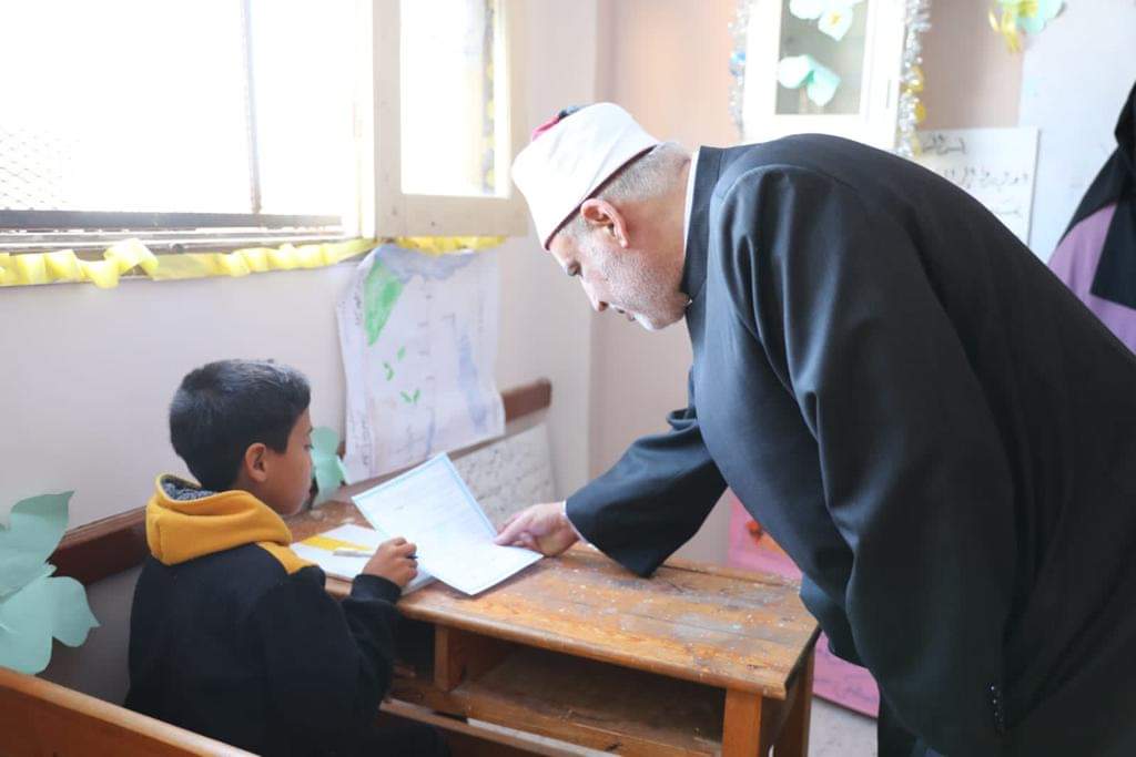 الضويني يتفقد امتحانات النقل بلجان شمال سيناء