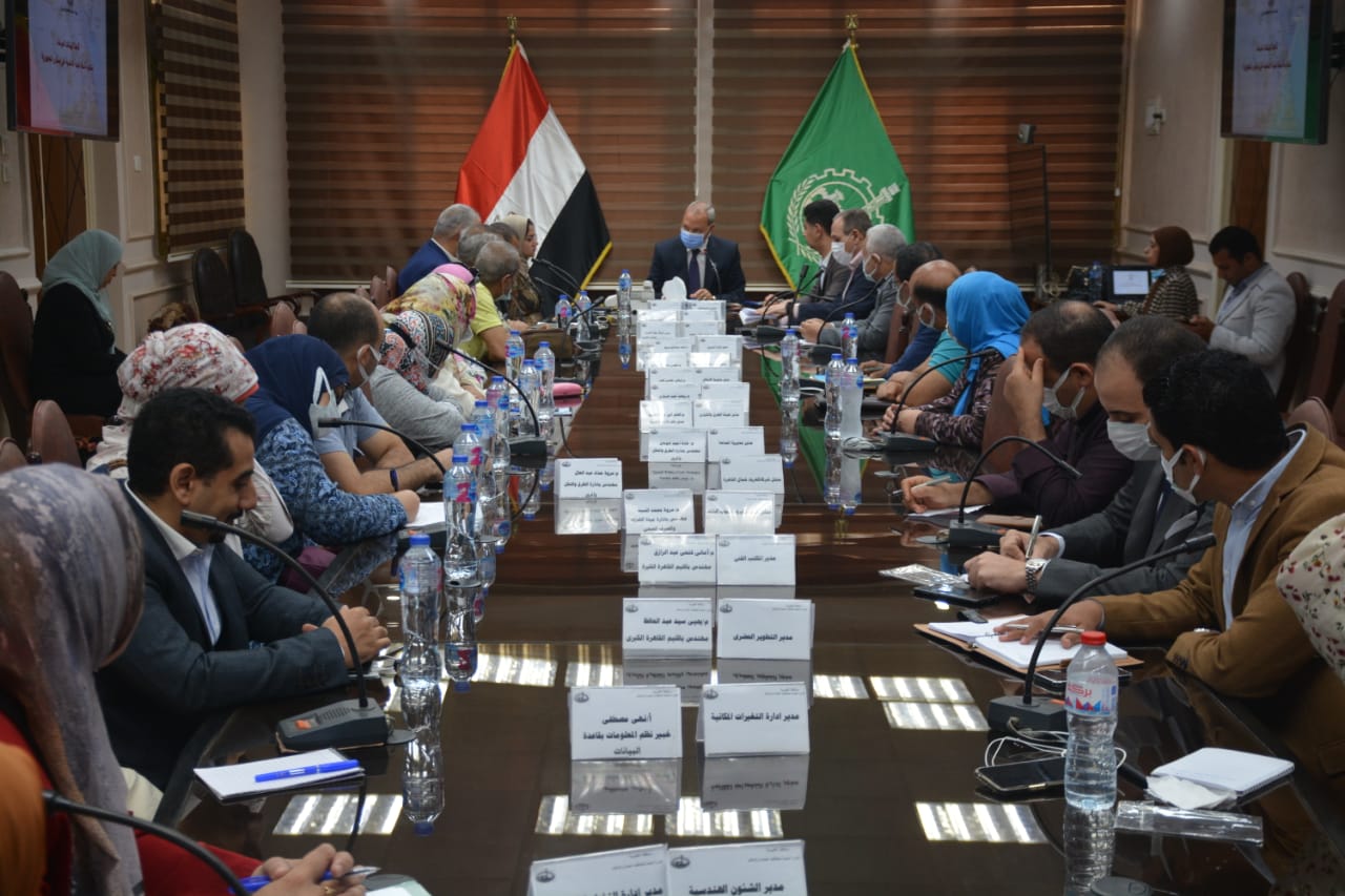 محافظ القليوبية يناقش سبل التعاون مع هيئة التخطيط العمراني في انشاء قواعد بيانات البنية الأساسية بالمحافظة