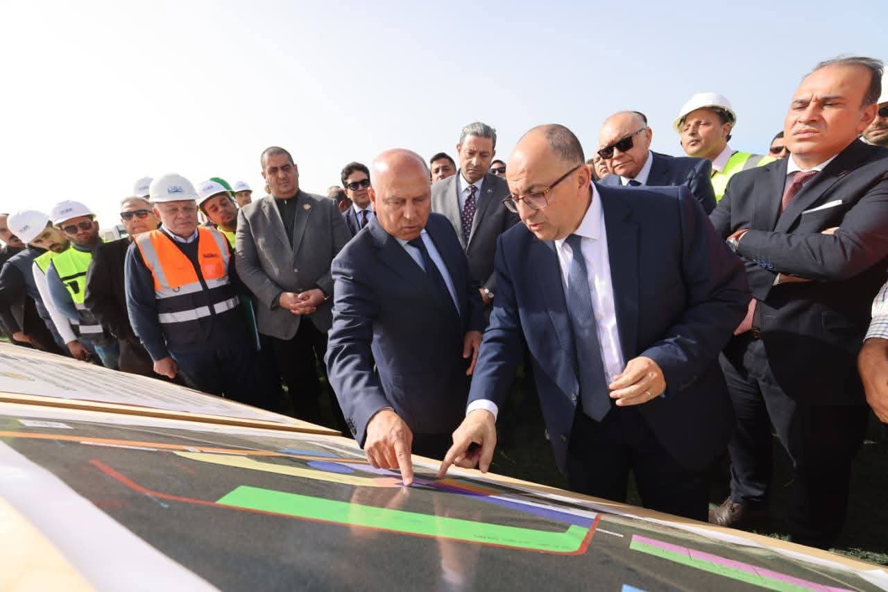 في إطار تنفيذ توجيهات فخامة رئيس الجمهورية بتحويل مصر إلى مركز  إقليمي للنقل واللوجستيات وتجارة الترانزيت وفي ضوء تنفيذ وزارة النقل للممر اللوجستي التنموي المتكامل (طنطا – المنصورة – دمياط)..