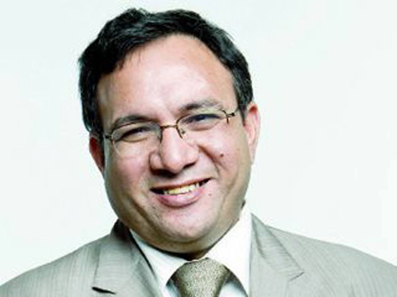 عمار على حسن يكتب عن : تامر شيرين شوقي