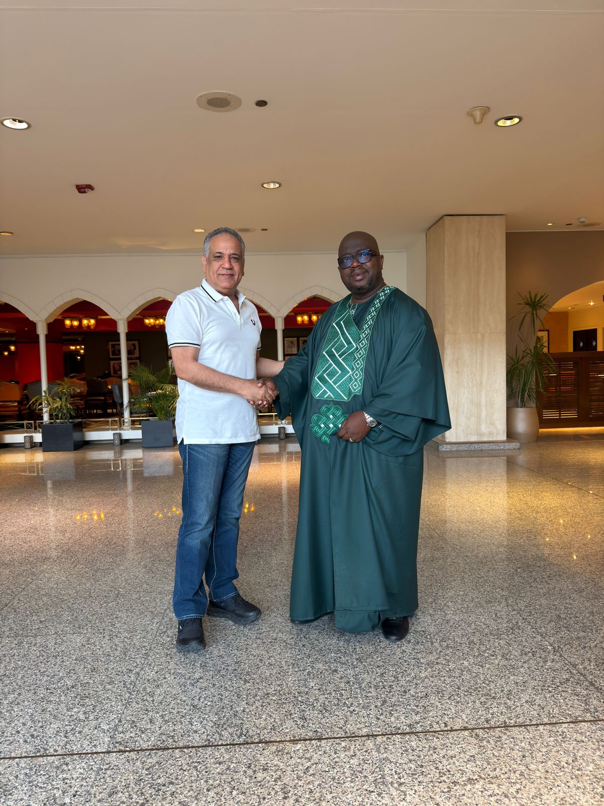 تعاون  من اجل الزراعة والطاقة الشمسية و التجارة بين مصر وكوت ديفوار 