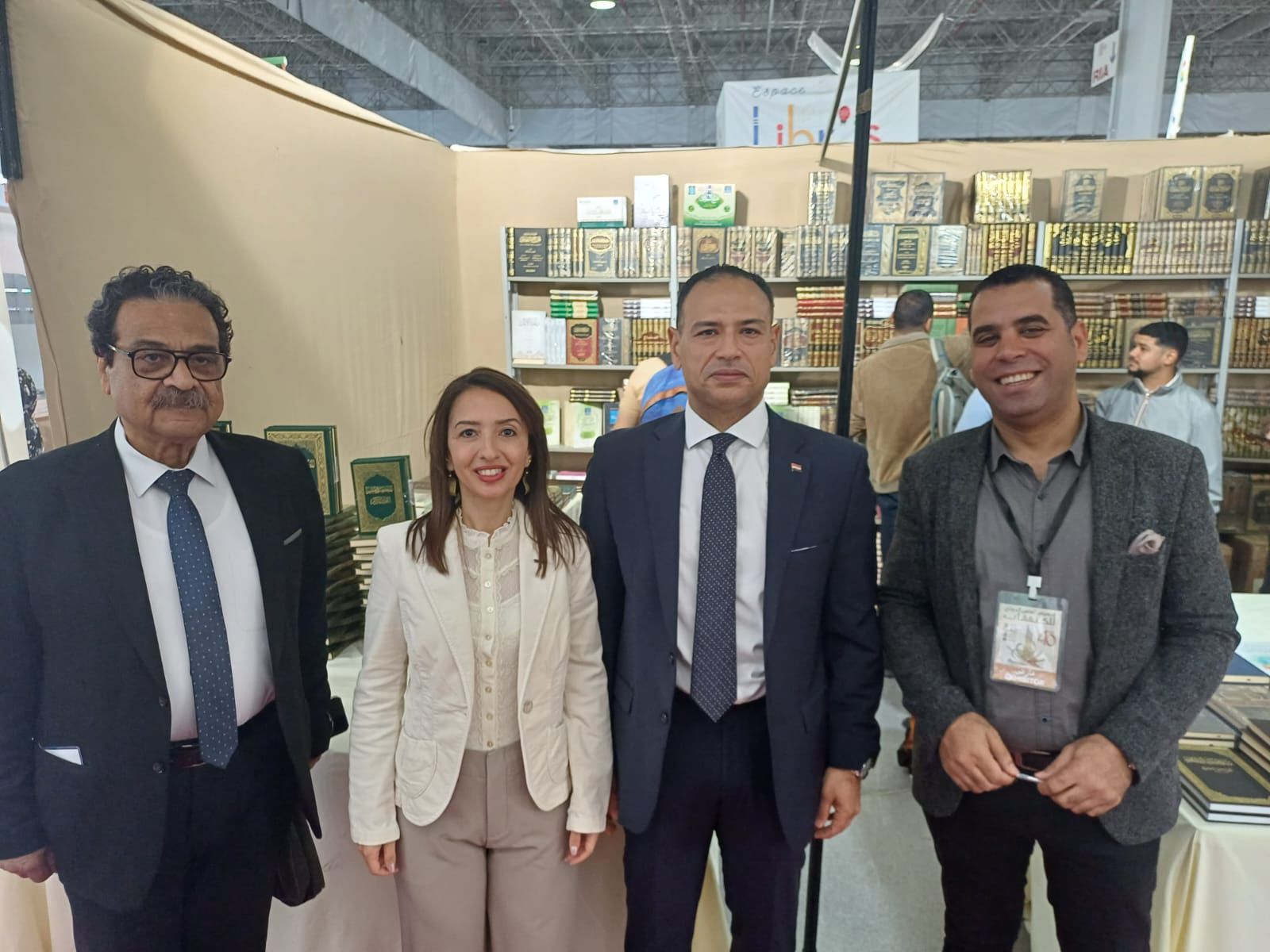 بالصور : رئيس اتحاد الناشرين المصريين يشارك في افتتاح معرض تونس الدولي للكتاب في دورته الأربعين