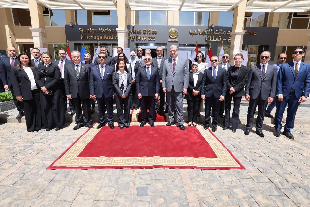 صور : وزير العدل يفتتح أول فرع للمساعدة القانونية الأسرية للأجانب