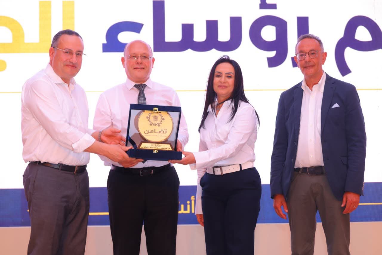 وزارة التضامن تكرم رئيس جامعة سوهاج   الوزارة،: الجامعة الأكثر إنجازاً في تنفيذ الأنشطة والبرامج