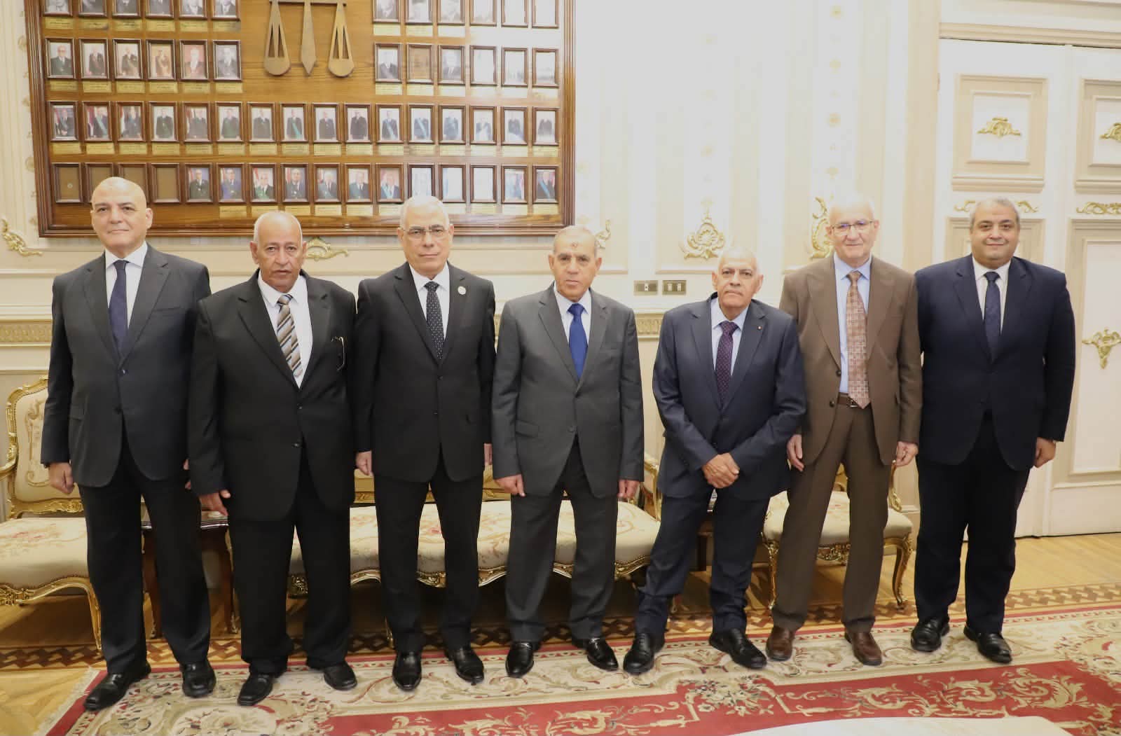 النائب العام  يهنئ رئيس محكمة النقض الجديد
