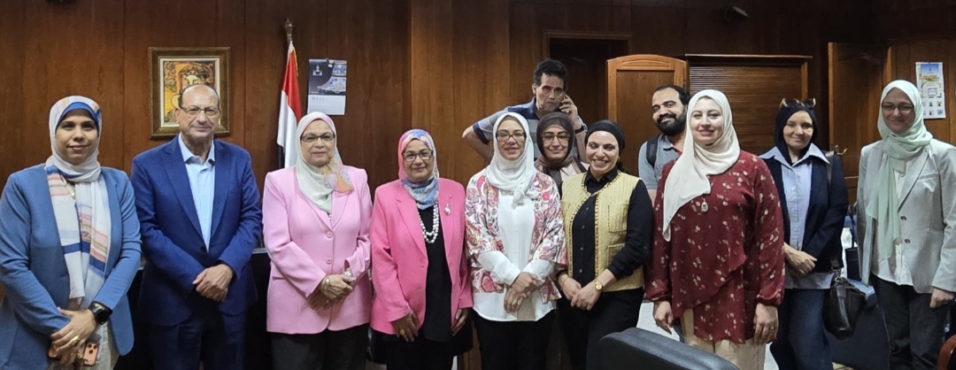 ورشة عمل لهيئة التدريس من كلية اللغات والترجمة بالأهرام الكندية