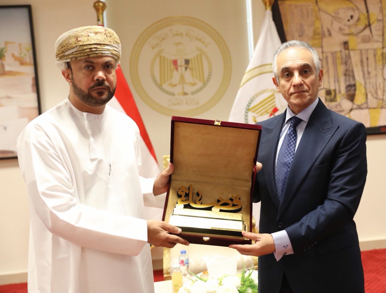  مصر وسلطنة عُمان يبحثان تبادل الخبرات  القضائية 