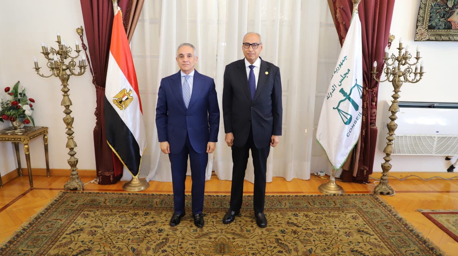 وزير العدل   يؤكد دعم  رئيس الجمهورية لمنظومة العدالة ..و يهنئ رئيس مجلس الدولة  الجديد .