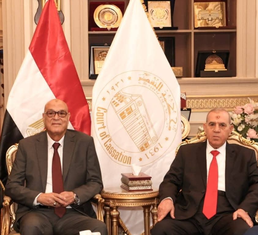 " أبو العز " يهنئ " لبنة" و يبحثان  تطوير الأداء القضائي وآلياته ....
