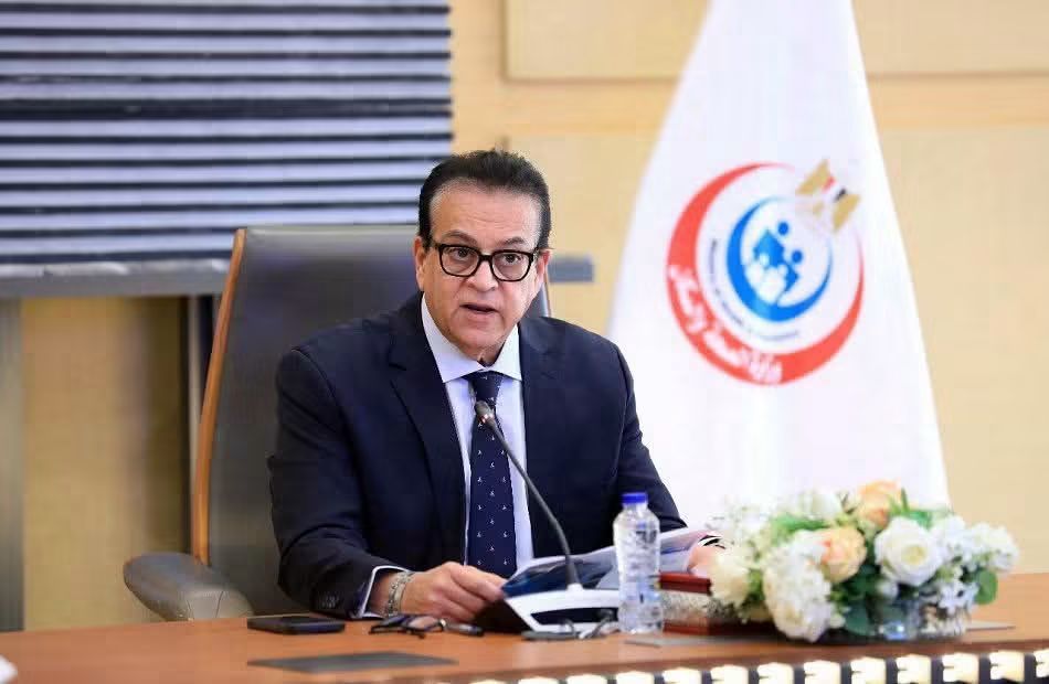 السيطرة الكاملة على حريق محدود بعيادة مدينة نصر للتأمين الصحي وتنفيذ ناجح لخطة الإخلاء دون إصابات أو خسائر واستئناف العمل بشكل طبيعى