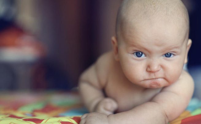 بعيدًا عن الجدل الديني.. هل يأتي "العيل" برزقه؟